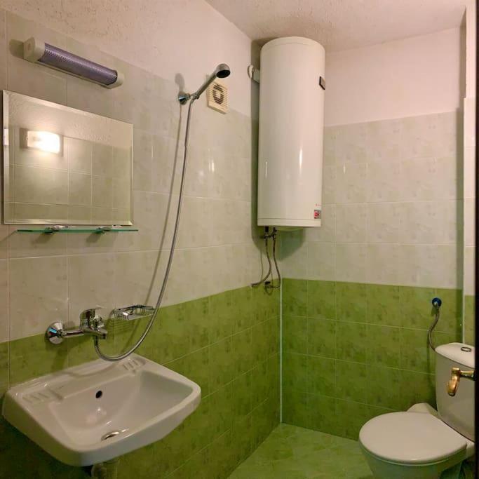Sun House Ξενοδοχείο Τριάβνα Εξωτερικό φωτογραφία